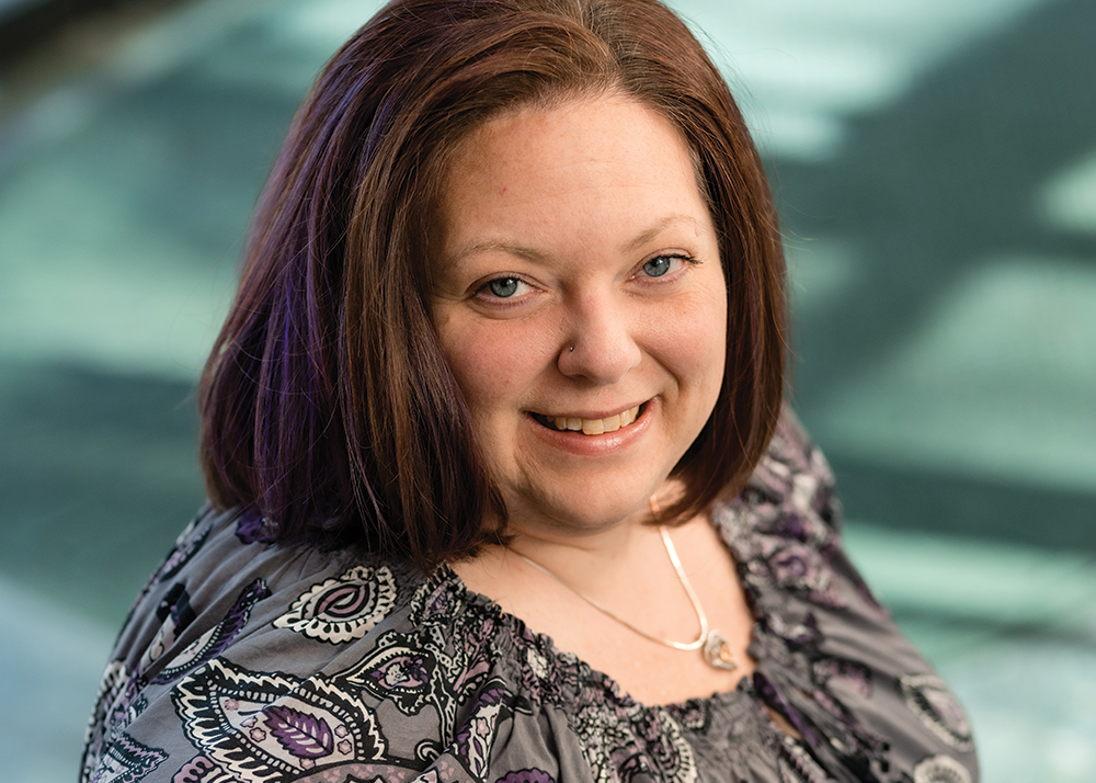 Headshot of Janelle Neves